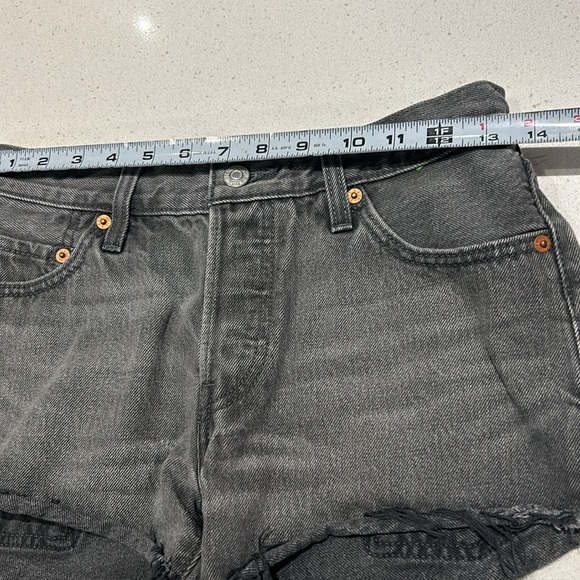 Levi’s 501 Button Fly Cutoff Grey Short Shorts Women size 25 - Picture 12 of 15